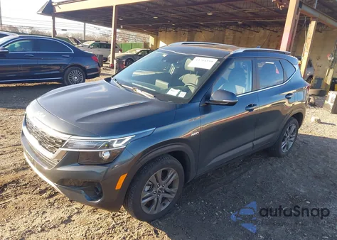 2023 Kia Seltos S из США, поврежденный, VIN KNDEUCAA5P7350776